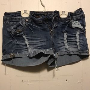Women’s jean shorts